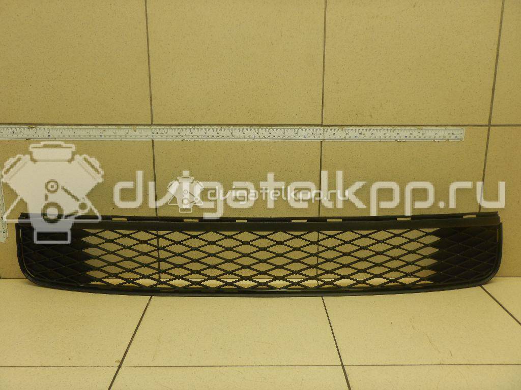 Фото Решетка в бампер центральная  5311202250 для Toyota Auris {forloop.counter}}