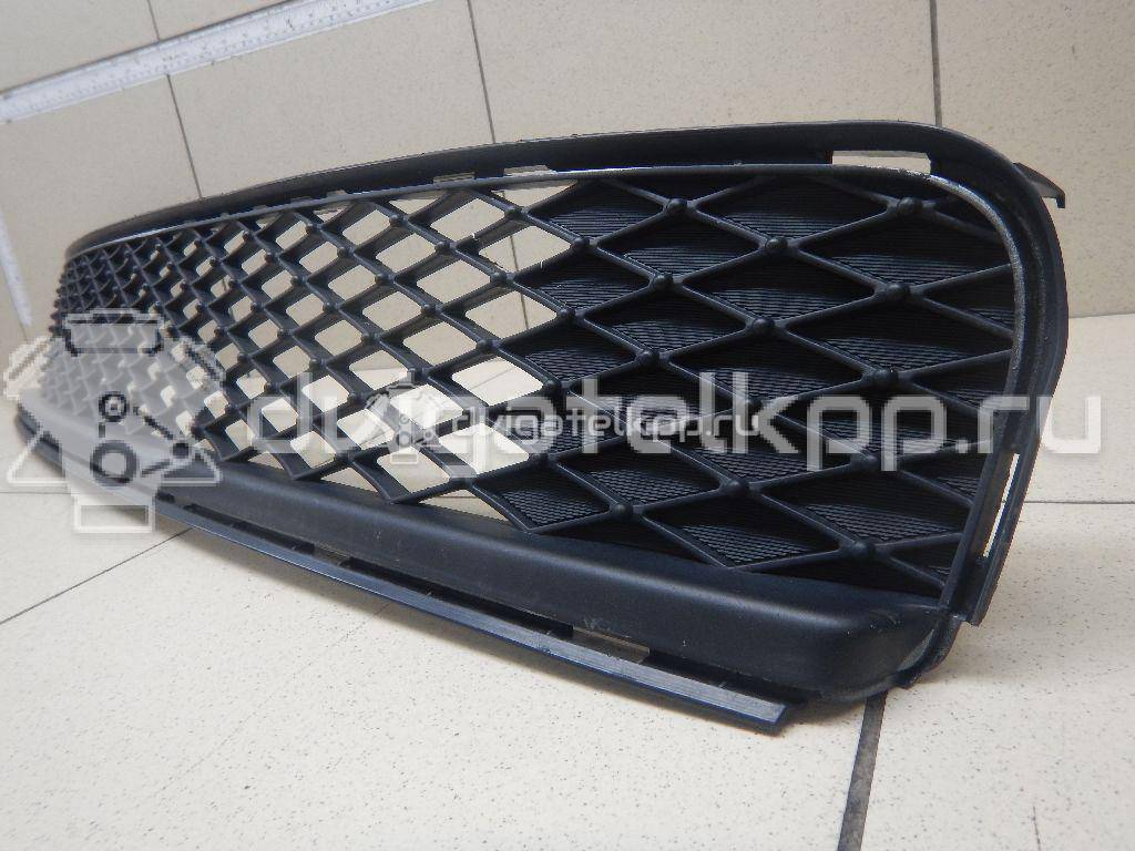 Фото Решетка в бампер центральная  5311202250 для Toyota Auris {forloop.counter}}