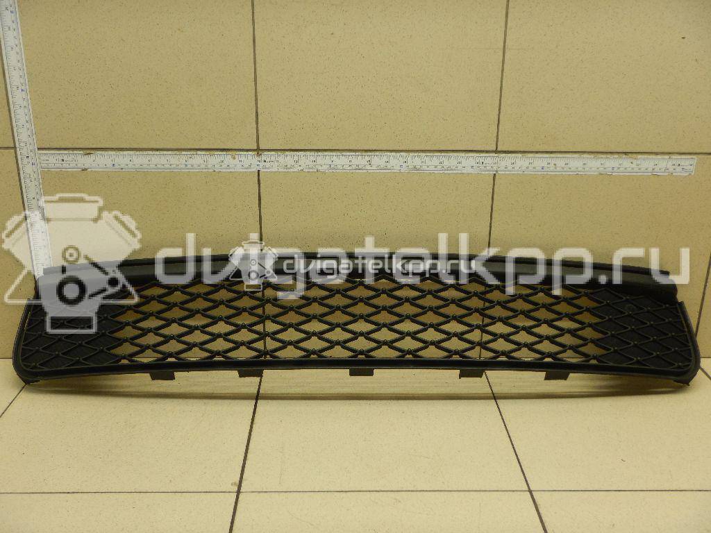 Фото Решетка в бампер центральная  5311202250 для Toyota Auris {forloop.counter}}