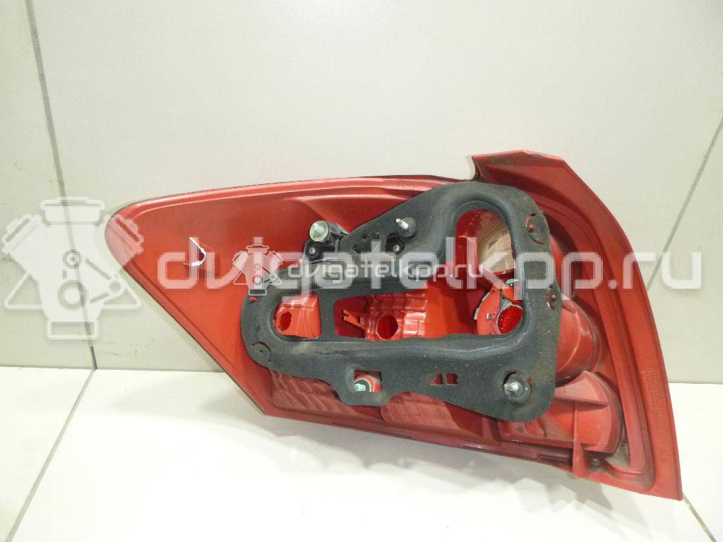 Фото Фонарь задний правый  8155102370 для Toyota Auris {forloop.counter}}
