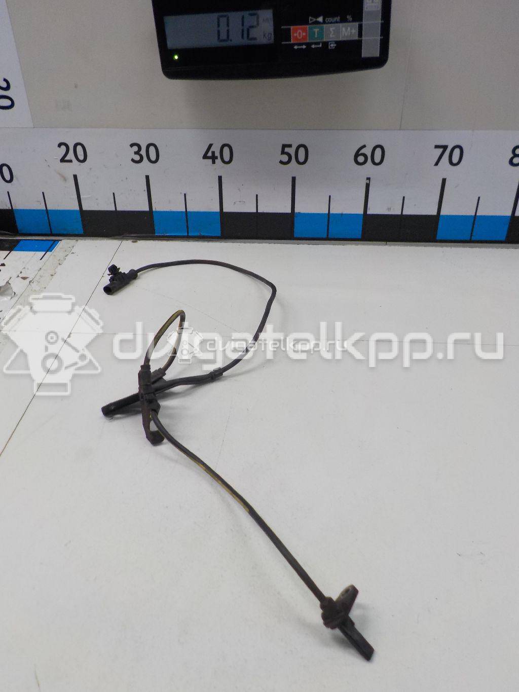Фото Датчик ABS передний правый  8954202060 для Toyota Verso / Corolla / Avensis / Auris {forloop.counter}}