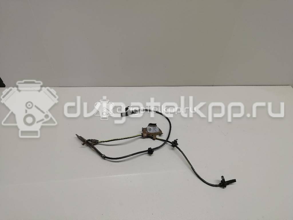 Фото Датчик ABS передний правый  8954202060 для Toyota Verso / Corolla / Avensis / Auris {forloop.counter}}