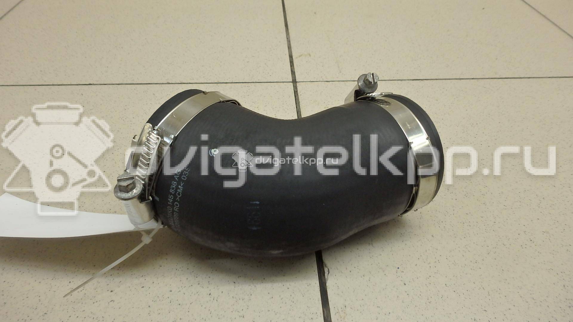 Фото Патрубок интеркулера для двигателя CDAB для Skoda Octavia / Yeti 5L / Octaviaii 1Z3 / Superb 152 л.с 16V 1.8 л бензин 1K0145838AG {forloop.counter}}