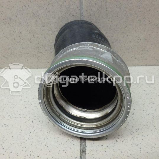 Фото Патрубок интеркулера для двигателя CDAB для Skoda Octavia / Yeti 5L / Octaviaii 1Z3 / Superb 152 л.с 16V 1.8 л бензин 1K0145828F