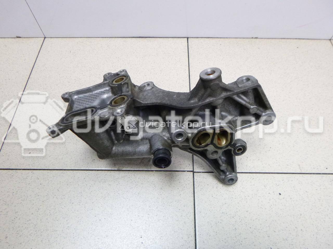 Фото Кронштейн масляного фильтра для двигателя CBZB для Skoda Roomster 5J / Octaviaii 1Z3 / Yeti 5L / Fabia / Octavia 105 л.с 8V 1.2 л бензин 03F903141F {forloop.counter}}