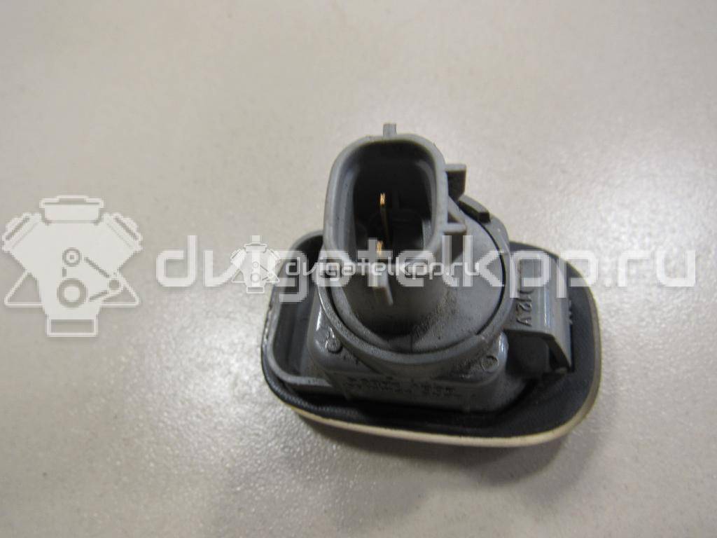 Фото Повторитель на крыло белый  8173002023 для Toyota Carina / Starlet / Prius / Rav 4 / Mr 2 {forloop.counter}}