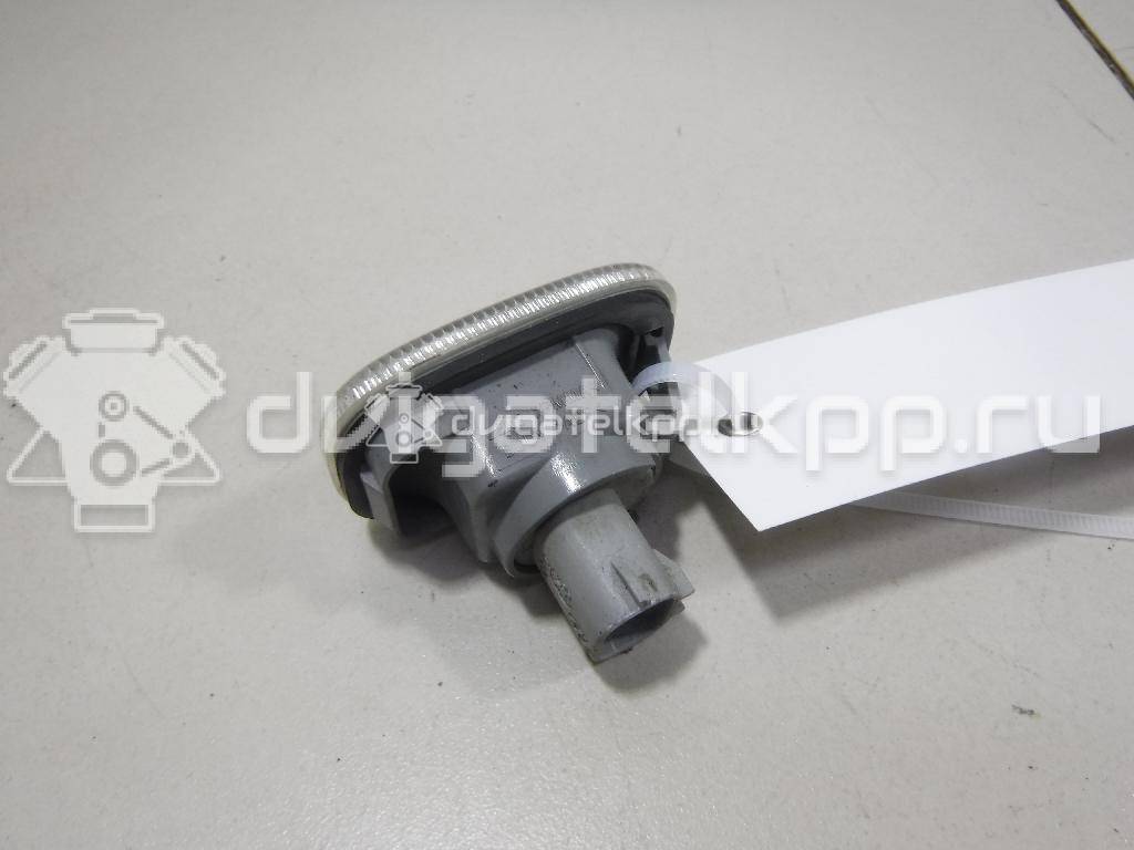 Фото Повторитель на крыло белый  8173002023 для Toyota Carina / Starlet / Prius / Rav 4 / Mr 2 {forloop.counter}}