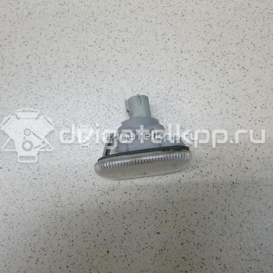 Фото Повторитель на крыло белый  8173002023 для Toyota Carina / Starlet / Prius / Rav 4 / Mr 2