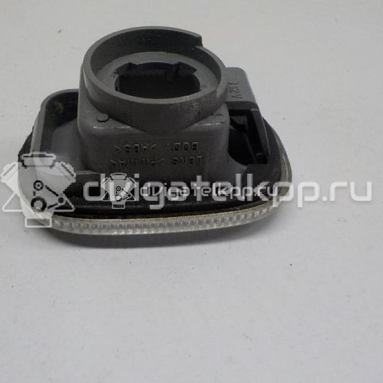 Фото Повторитель на крыло белый  8173002021 для Toyota Starlet / Carina / Rav 4 / Corolla