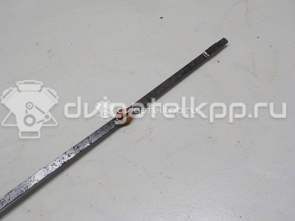 Фото Щуп масляный для двигателя BXE для Volkswagen Passat / Touran / Jetta / Golf 105 л.с 8V 1.9 л Дизельное топливо 038115611B {forloop.counter}}