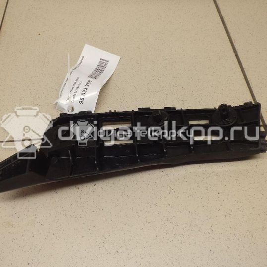 Фото Кронштейн переднего бампера правый  5211547020 для Toyota Prius