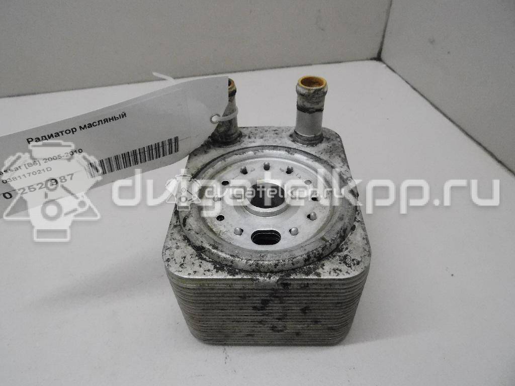 Фото Радиатор масляный для двигателя BMM для Volkswagen Touran / Eos 1F7, 1F8 / Golf / Caddy / Jetta 140 л.с 8V 2.0 л Дизельное топливо 038117021D {forloop.counter}}