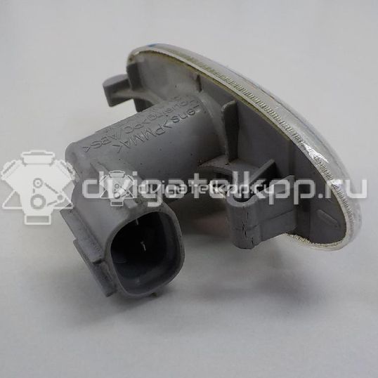 Фото Повторитель на крыло белый  817300d030 для Toyota Yaris / Rav 4