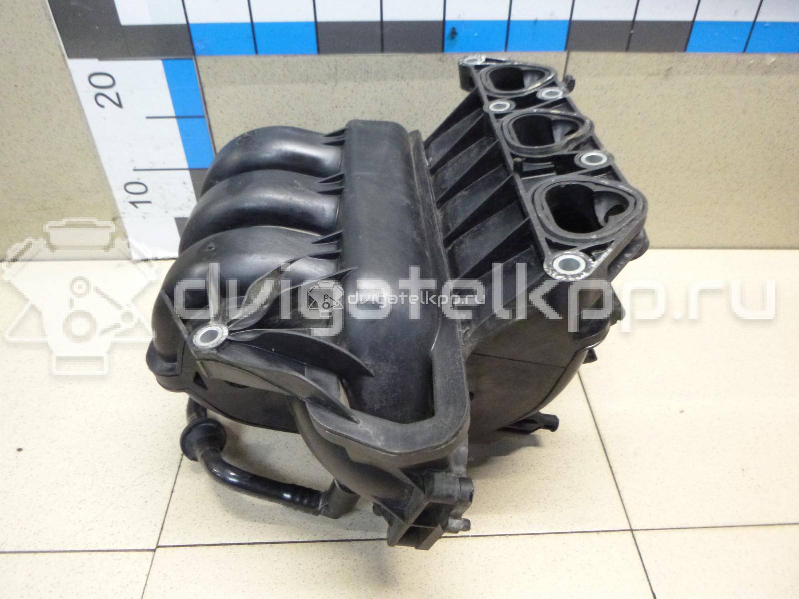 Фото Коллектор впускной для двигателя CGPA для Volkswagen Polo 70 л.с 12V 1.2 л бензин 03E129711F {forloop.counter}}