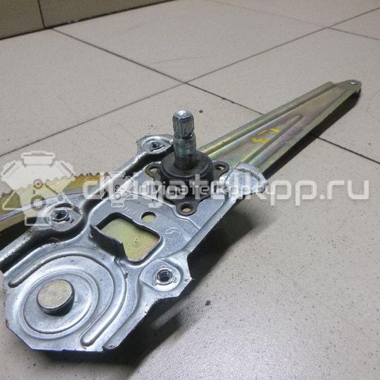 Фото Стеклоподъемник механ. задний левый  6984052020 для Toyota Yaris