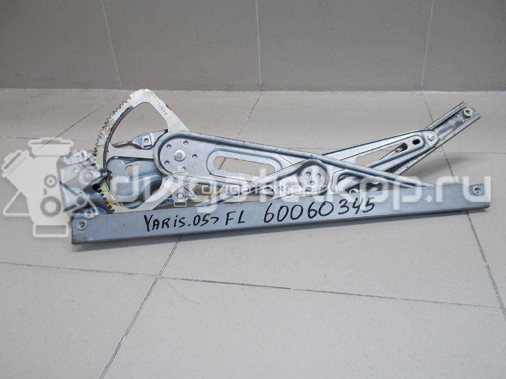 Фото Стеклоподъемник механ. передний левый  698200D031 для Toyota Yaris {forloop.counter}}
