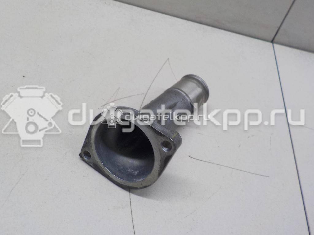 Фото Крышка термостата для двигателя 2AZ-FE для Toyota Camry / Alphard / Harrier / Matrix / Vanguard A3 152-173 л.с 16V 2.4 л бензин 1632128020 {forloop.counter}}