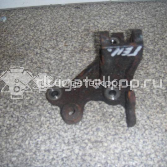 Фото Кронштейн генератора для двигателя 4A-FE для Toyota Carina / Sprinter Carib / Avensis / Caribe / Corolla 90-185 л.с 16V 1.6 л бензин
