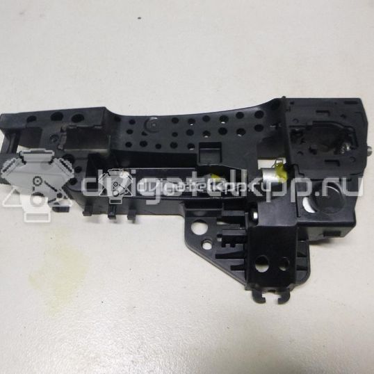 Фото Кронштейн ручки  8T0837885B для audi A1