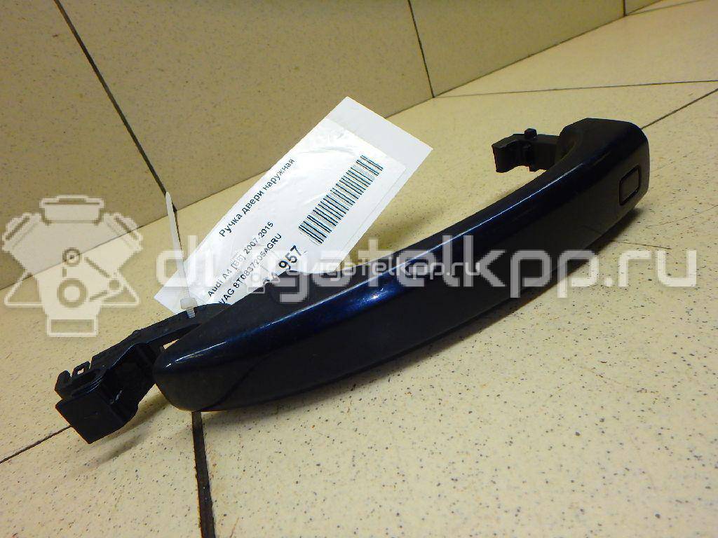Фото Ручка двери наружная  8T0837205AGRU для Audi Q5 / A5 / A4 / Q3 8U {forloop.counter}}