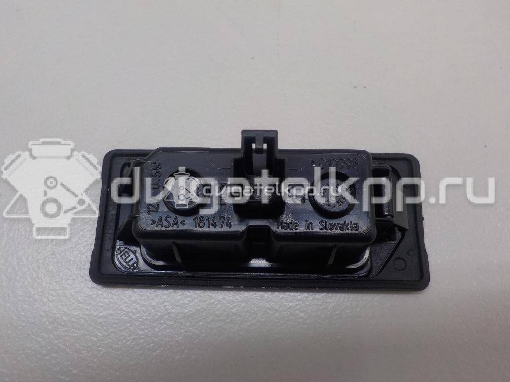 Фото Фонарь подсветки номера  4G0943021 для Audi A4 / A6 / A3 / A5 / Tt {forloop.counter}}