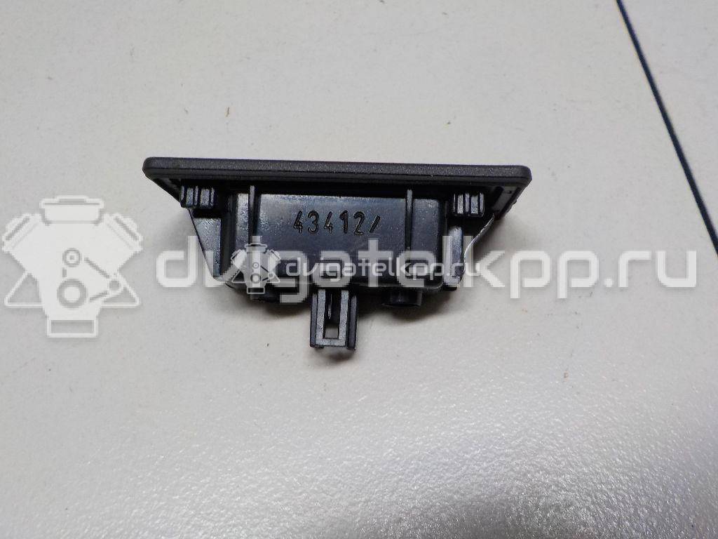 Фото Фонарь подсветки номера  4G0943021 для Audi A4 / A6 / A3 / A5 / Tt {forloop.counter}}