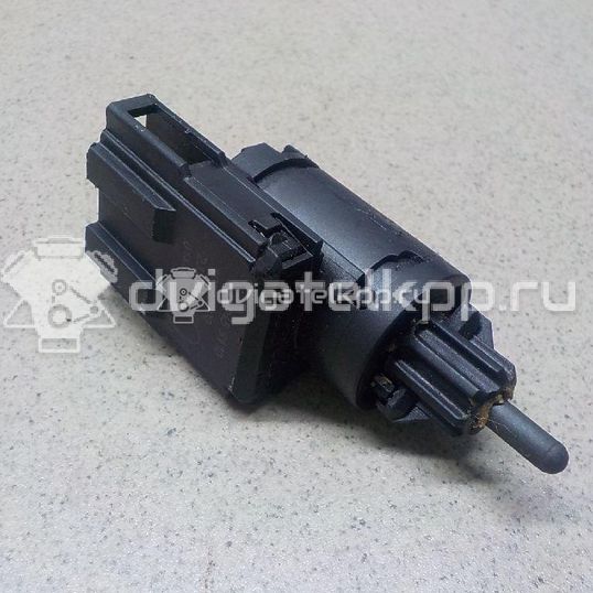 Фото Датчик включения стопсигнала  1J0945511D для Audi A3 / Tt / R8 / A8 / Q7