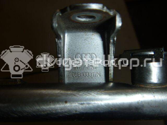 Фото Рейка топливная (рампа) для двигателя AVJ для Audi A4 150 л.с 20V 1.8 л бензин {forloop.counter}}