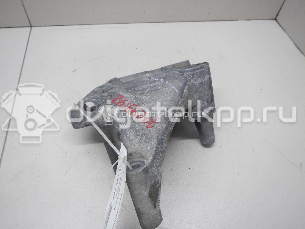 Фото Кронштейн опоры двигателя  06F199207Q для audi A3 [8P1] {forloop.counter}}