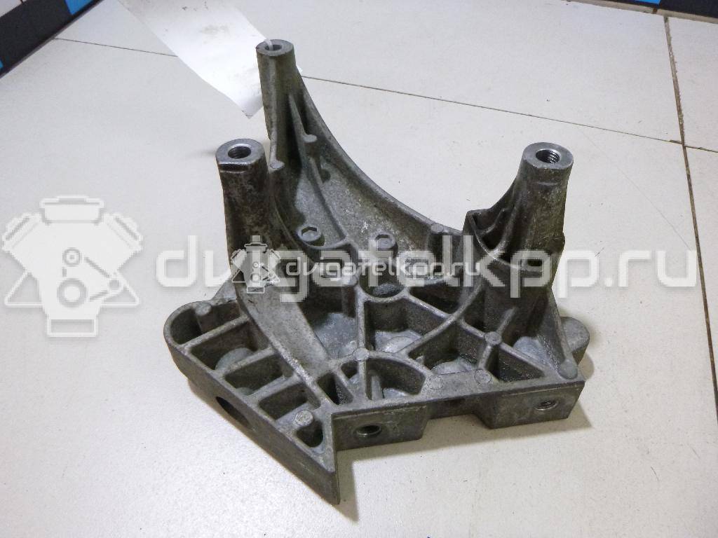 Фото Кронштейн опоры двигателя  06f199207q для audi A3 [8P1] {forloop.counter}}