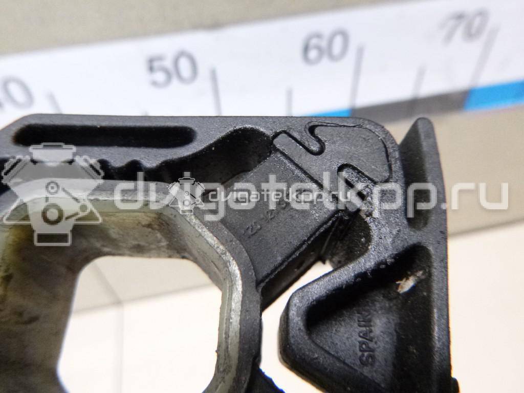 Фото Кронштейн радиатора  1Z0121367B для audi A3 [8P1] {forloop.counter}}