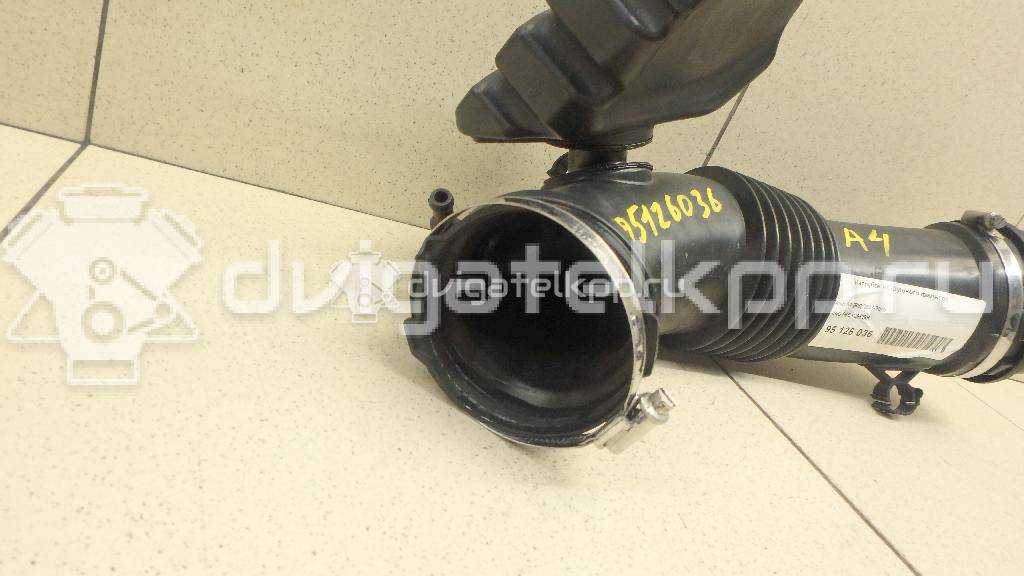 Фото Патрубок воздушного фильтра для двигателя CALA для Audi A5 / A4 / A6 258-265 л.с 24V 3.2 л бензин 06E129629H {forloop.counter}}