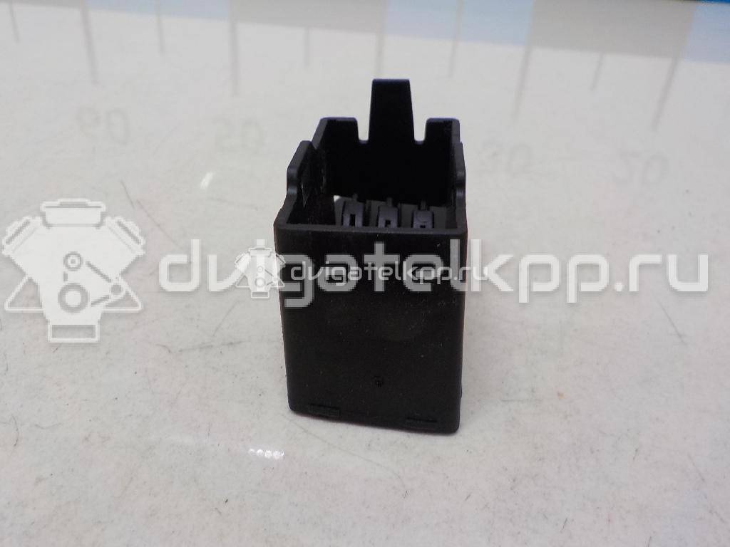 Фото Ящик передней консоли  8K1858323 для audi A3 [8P1] {forloop.counter}}