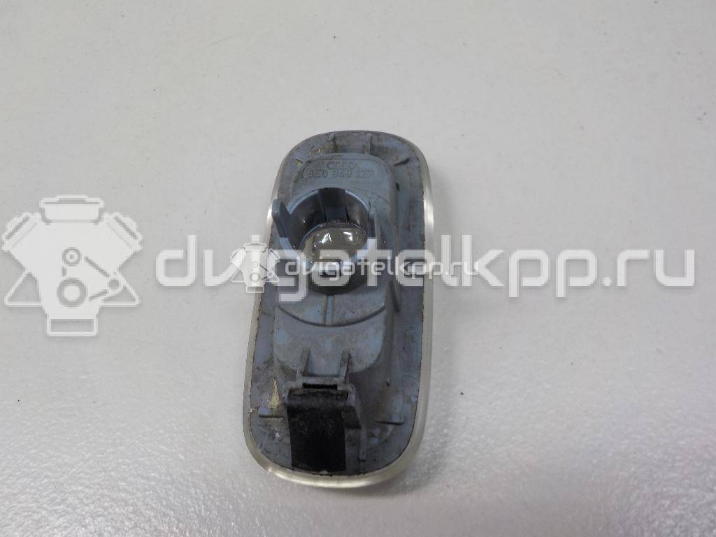 Фото Повторитель на крыло  8E0949127 для Audi A3 / A4 / A6 {forloop.counter}}