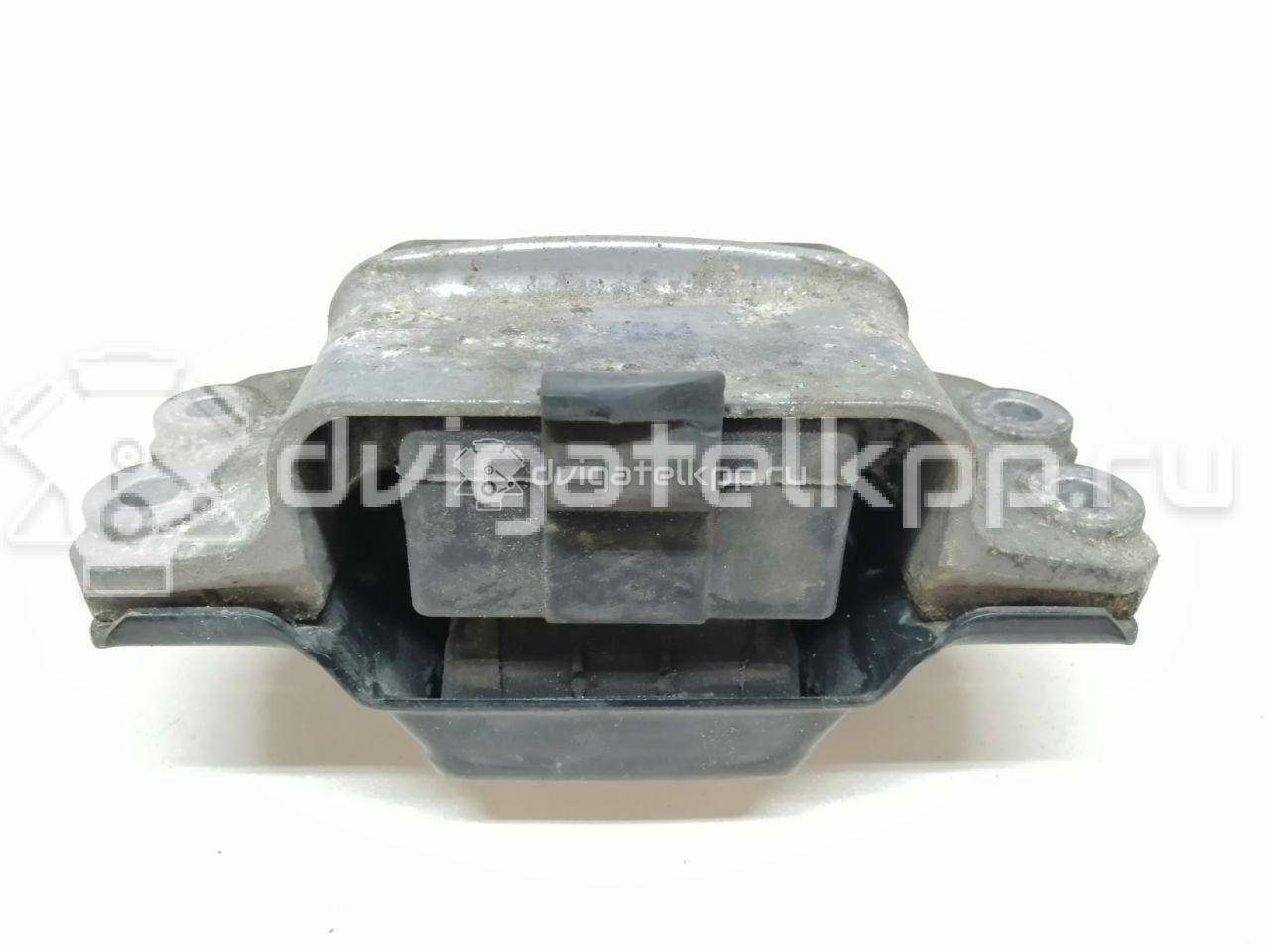 Фото Опора КПП левая  3C0199555R для Audi A3 / A4 {forloop.counter}}