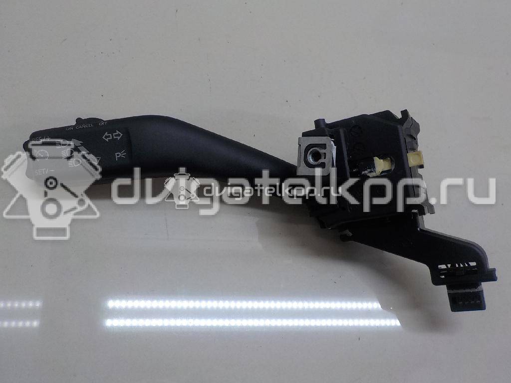 Фото Переключатель поворотов подрулевой  1K0953513G для audi A3 [8PA] Sportback {forloop.counter}}