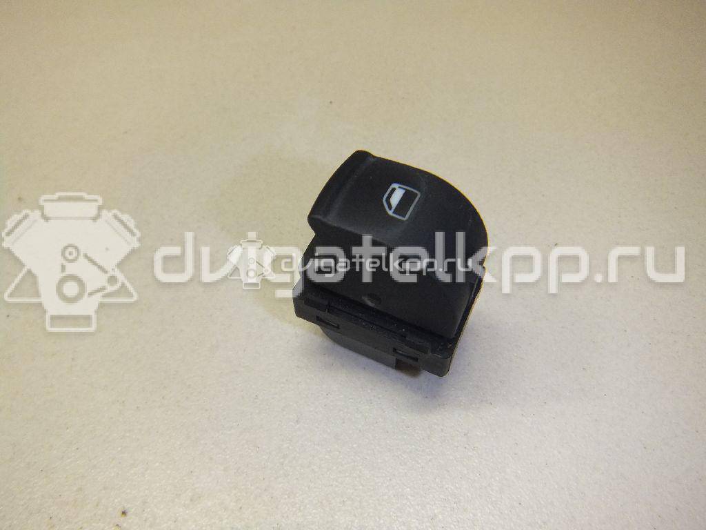 Фото Кнопка стеклоподъемника  4F0959855A для Audi Q7 / A3 / A6 {forloop.counter}}