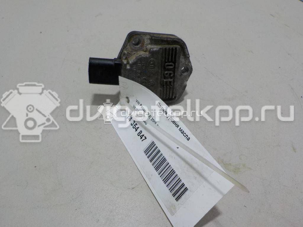 Фото Датчик уровня масла  06E907660 для Audi A4 / A6 / A3 / A5 / Tt {forloop.counter}}