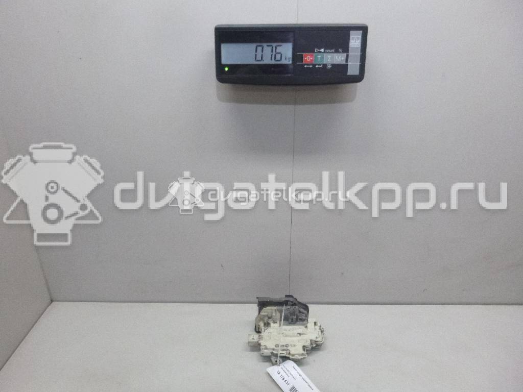 Фото Замок двери задней правой  8K0839016 для Audi A4 {forloop.counter}}