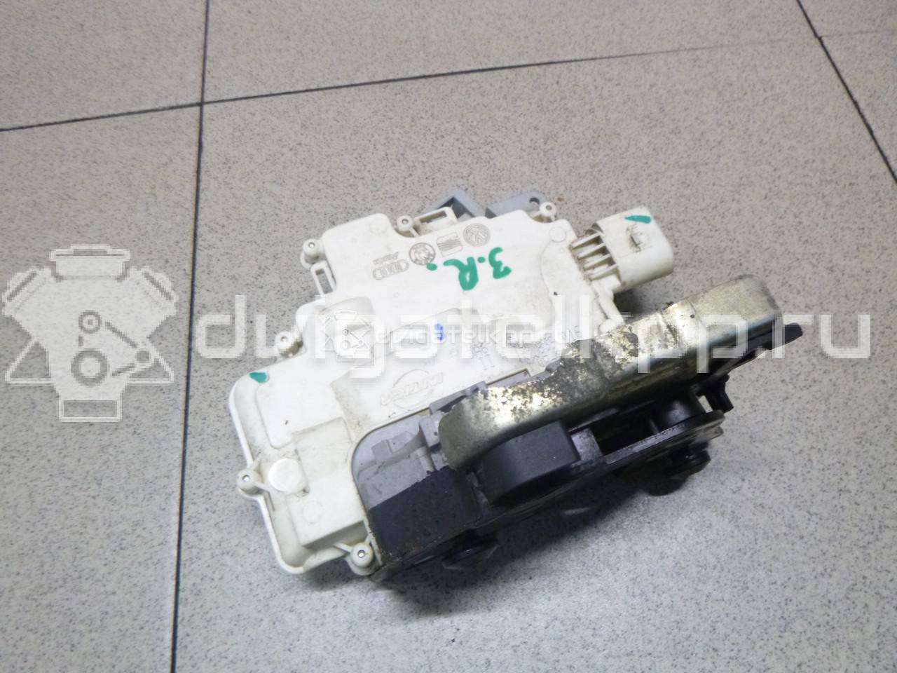 Фото Замок двери задней правой  8K0839016 для Audi A4 {forloop.counter}}