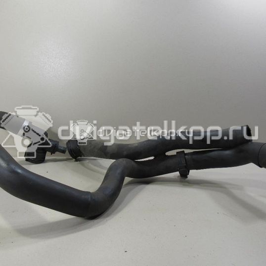 Фото Патрубок радиатора  5q0121049ac для audi A3 [8V]