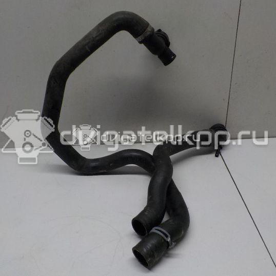 Фото Патрубок радиатора  5Q0121049AC для audi A3 [8V]