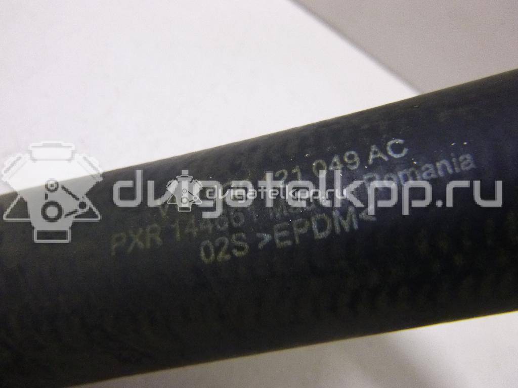 Фото Патрубок радиатора  5Q0121049AC для audi A3 [8V] {forloop.counter}}