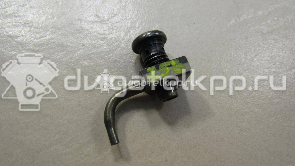 Фото Форсунка масляная  038103157A для Audi A4 {forloop.counter}}