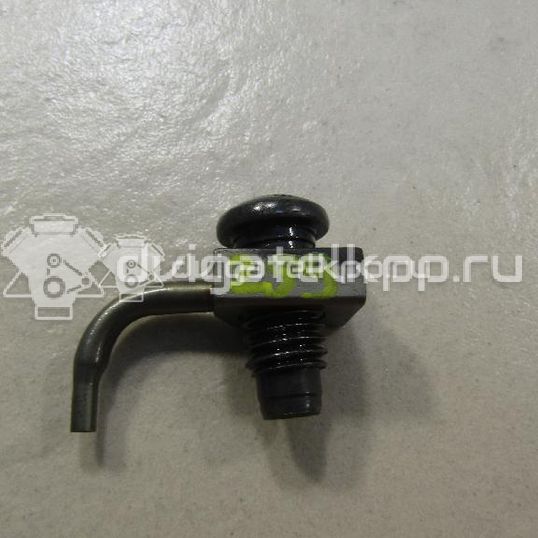 Фото Форсунка масляная  038103157A для Audi A4