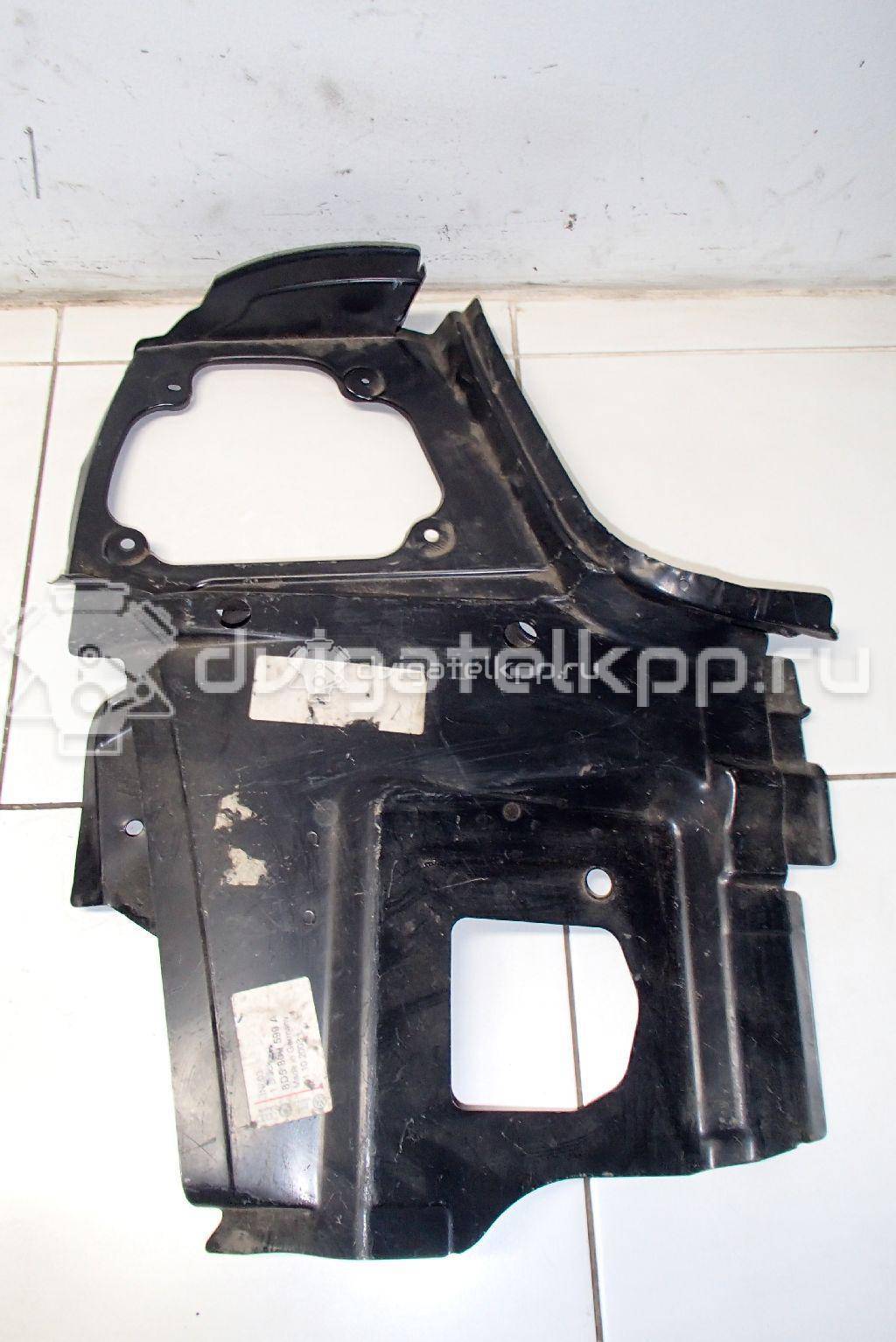 Фото Кузовной элемент  8d5809599a для Audi A4 {forloop.counter}}