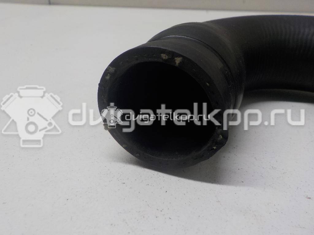 Фото Патрубок радиатора  8D0121101Q для Audi A4 {forloop.counter}}