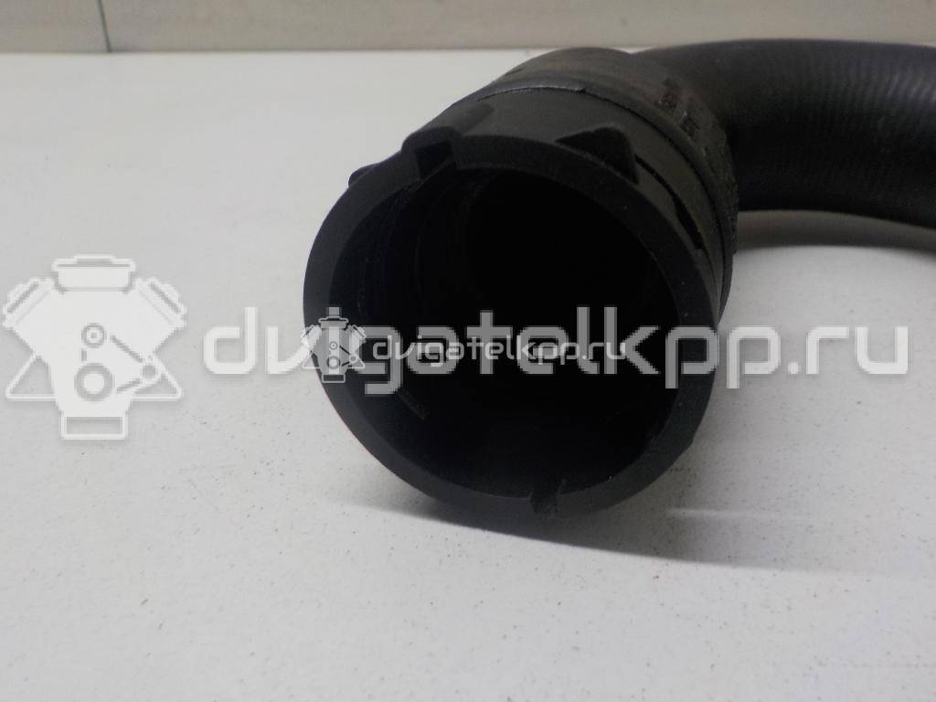Фото Патрубок радиатора  8D0121101Q для Audi A4 {forloop.counter}}