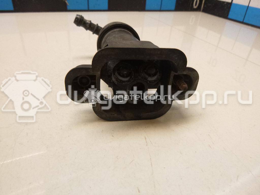 Фото Форсунка омывателя фары  8e0955101c для Audi A4 {forloop.counter}}