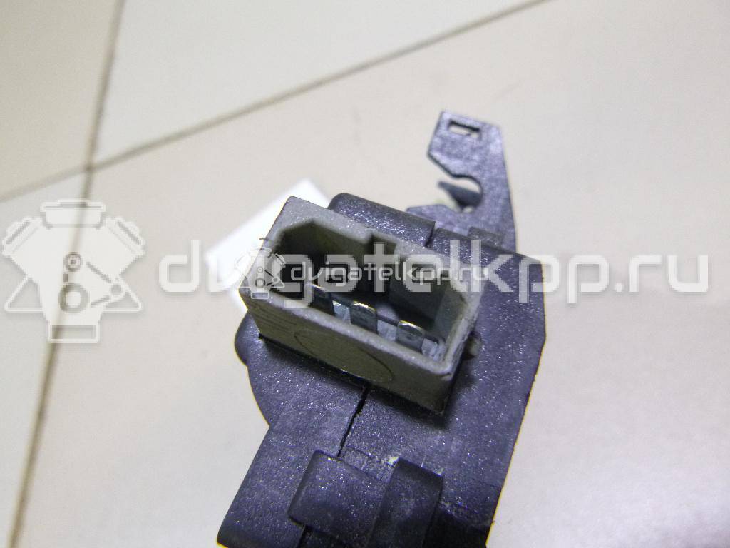 Фото Замок багажника  4F5827505D для Audi A8 / A5 / A4 / A6 {forloop.counter}}
